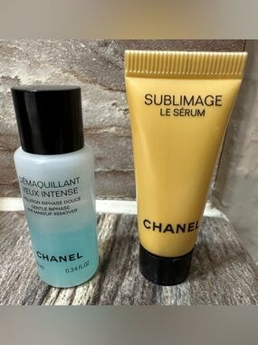 Chanel Sublimage Le Sérum - Yellow Facial Serum and Eye Makeup Remover (Mini)